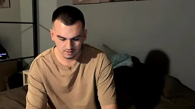 Snapshot of AlexRay22 chatting on 03.11.26 AlexRay22 online show from 03.11.26