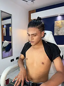 Ikaika Kalani online show from 03.19.26