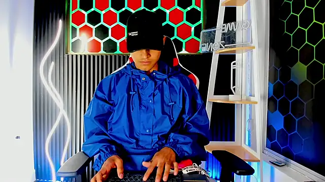 Ikaika Kalani online show from 03.30.26