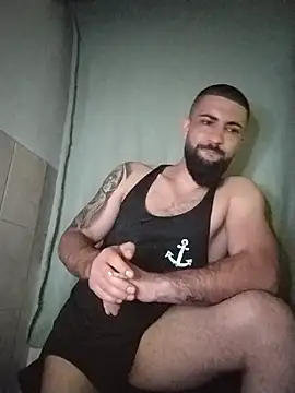 Snapshot of Tommy_Porn_ chatting on 05.17.26 Tommy Porn online show from 05.17.26