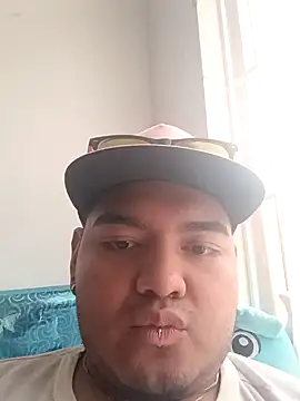 XNoahDeepThroatX online show from 04.16.26