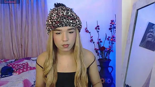 Candyy doll   online show from 03.06.26