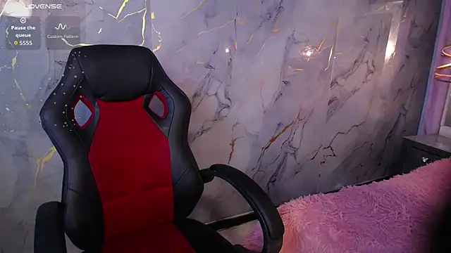 DulceBarbyeri online show from 04.14.26