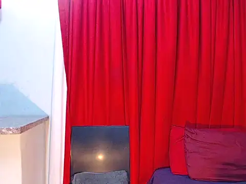 DarkDivva18 online show from 06.07.26