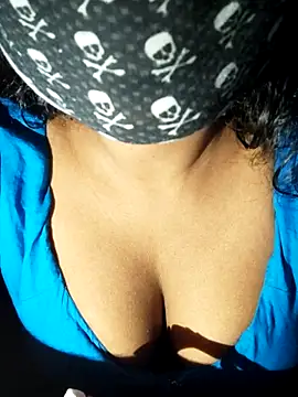 Snapshot of Horny_Natasa_ chatting on 04.21.26 Horny Natasa online show from 04.21.26
