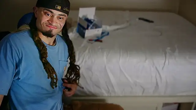 Snapshot of thxbxbydjxc chatting on 05.20.26 thxbxbydjxc online show from 05.20.26