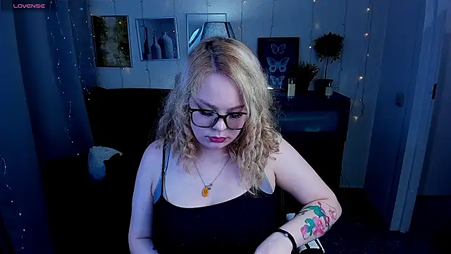 AmeliaMerris online show from 04.21.26