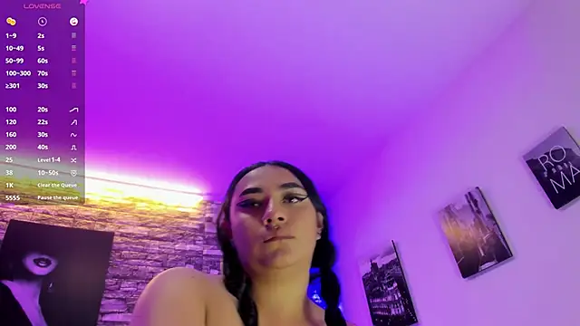 Snapshot of Lucyy_tits chatting on 05.27.26 Lucyy tits online show from 05.27.26