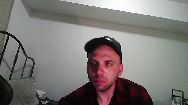 Snapshot of experiencelove chatting on 05.17.26 experiencelove online show from 05.17.26
