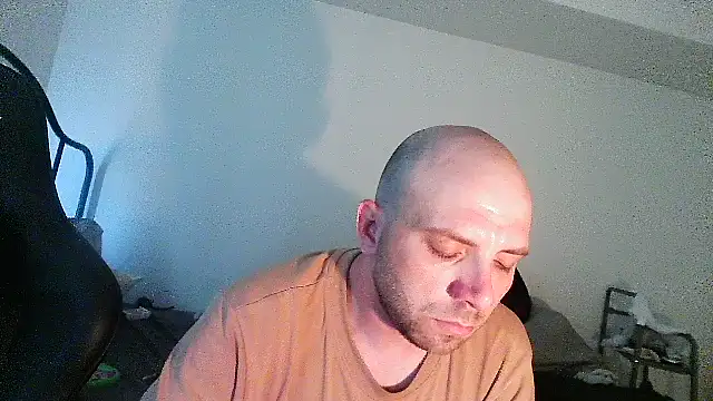 Snapshot of experiencelove chatting on 05.17.26 experiencelove online show from 05.17.26