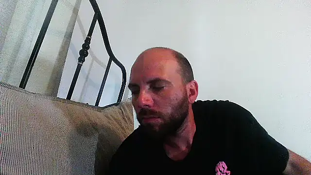 Snapshot of experiencelove chatting on 08.06.26 experiencelove online show from 08.06.26