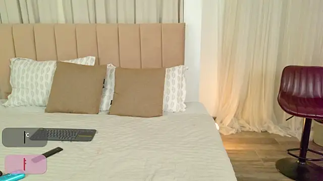 grace clarc online show from 06.25.26