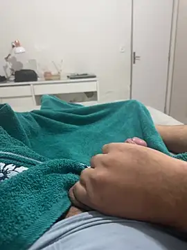 Snapshot of Dudu20cm chatting on 04.08.26 Dudu20cm online show from 04.08.26