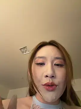 Snapshot of yyds-9 chatting on 05.19.26 yyds-9 online show from 05.19.26