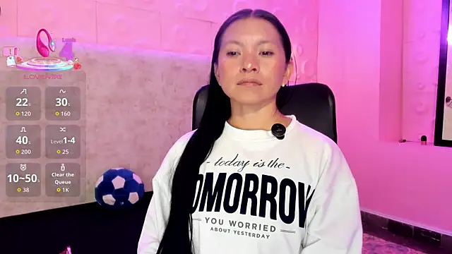 Chloe16  online show from 05.18.26