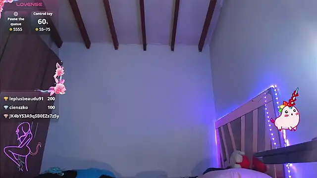 SkyeGabbyRose online show from 05.24.26