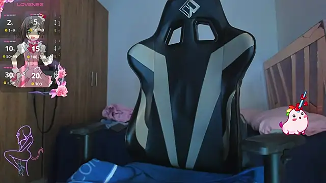 SkyeGabbyRose online show from 06.03.26