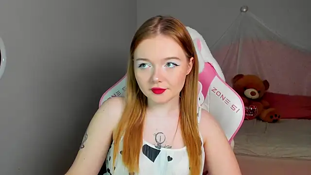 ElinaVale online show from 04.24.26