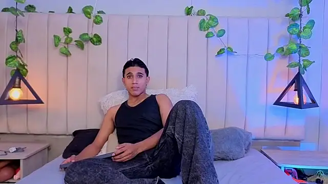 Morgan Bladee online show from 04.04.26