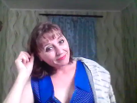 Alisaprice077 online show from 04.29.26