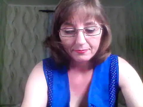 Alisaprice077 online show from 05.19.26