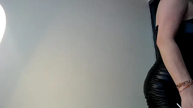 Snapshot of SammyAlexxandra chatting on 05.05.26 SammyAlexxandra online show from 05.05.26