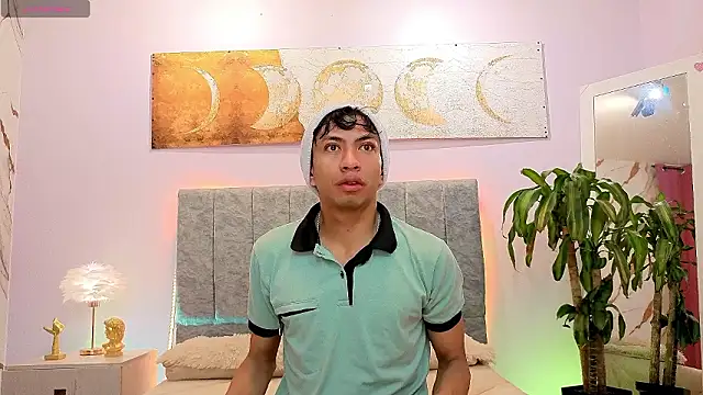 Luchoplayboy online show from 03.17.26