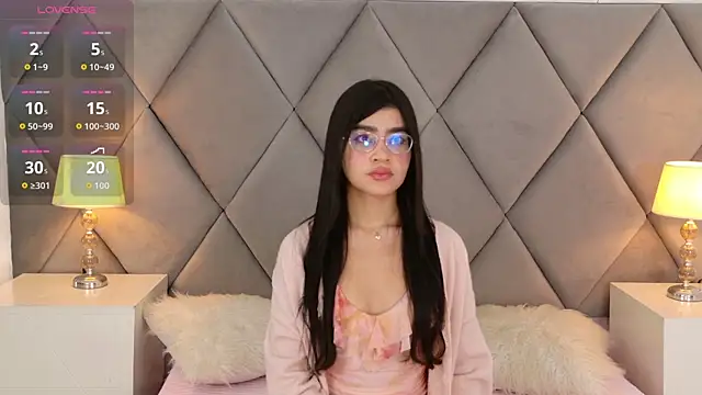 OliviaDiaz online show from 04.18.26