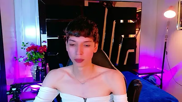 Stefany PiInk online show from 05.06.26