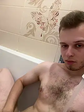 Snapshot of slavic_man chatting on 08.05.26 slavic man online show from 08.05.26