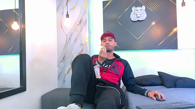 KingOfTemptation online show from 07.22.26