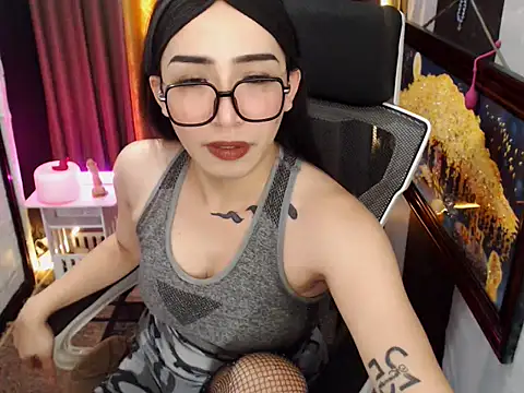 Snapshot of SexyCommander chatting on 03.09.26 SexyCommander online show from 03.09.26