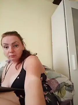 Bella-Monroe online show from 04.16.26