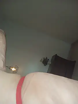 Elenna   online show from 04.13.26