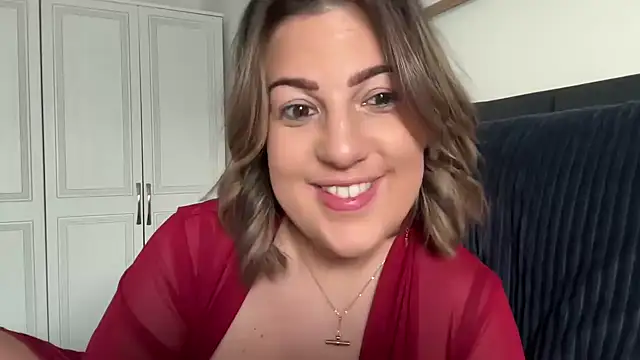 annabellewarick online show from 04.25.26