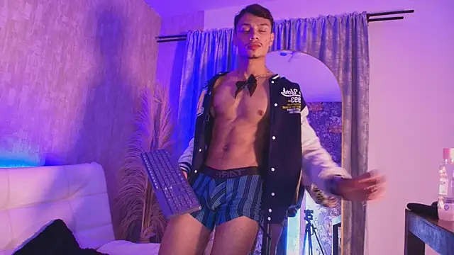 davis saint online show from 04.06.26