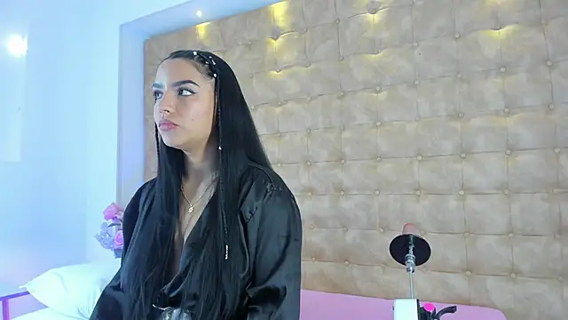 ariana morelly online show from 04.16.26