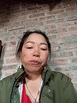 Yellow-pink online show from 03.10.26