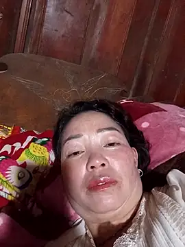 Yellow-pink online show from 03.17.26