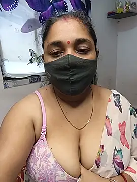 Snapshot of Tanvi_My_Girl chatting on 07.26.26 Tanvi My Girl online show from 07.26.26
