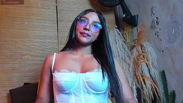 Victoria Gonzalez online show from 03.11.26