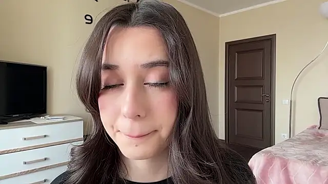 AdeleVelvet online show from 03.20.26