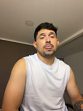 TroyeSavage online show from 03.25.26