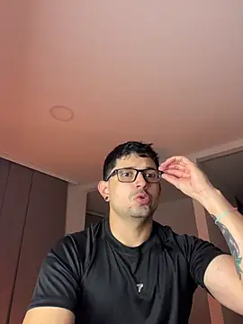TroyeSavage online show from 06.06.26