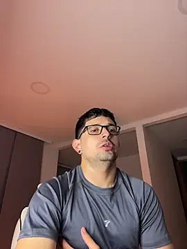 TroyeSavage online show from 06.07.26