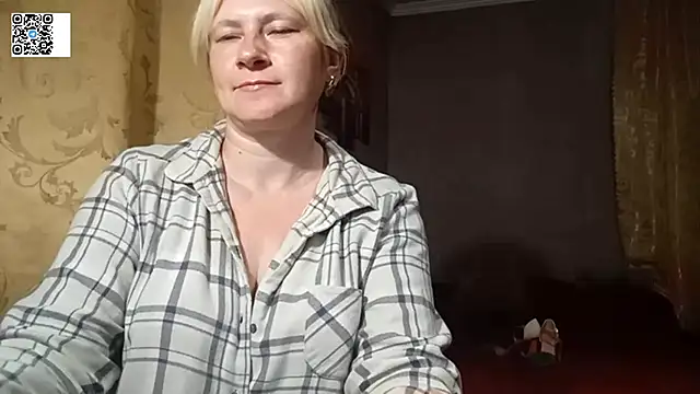 DiamondLady555 online show from 06.15.26