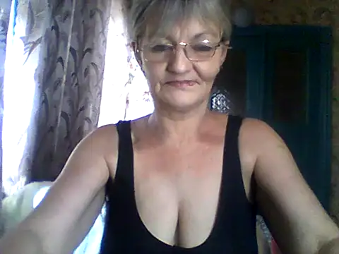 Snapshot of NikaGold455 chatting on 04.03.26 NikaGold455 online show from 04.03.26