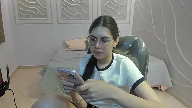 Cloebennet013 online show from 07.27.26