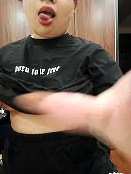 Lylyoh online show from 04.15.26