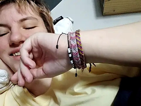 Snapshot of thatcutesubgirlwlw chatting on 03.27.26 thatcutesubgirlwlw online show from 03.27.26